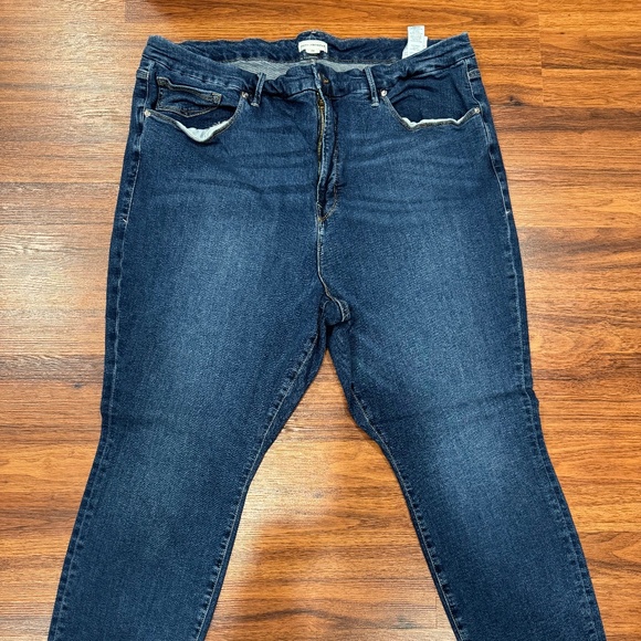 Good American Plus Jeans - Picture 1 of 3
